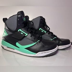 Jordan Air Flight Men’s 10.5 High Top Sneaker